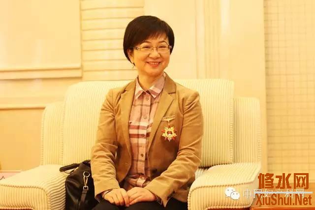 美丽医者 心怀仁爱 访“全国三八红旗手标兵”冷金花教授