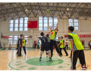 �ص�����ѧ�߰��꼶��УBA���༶��������